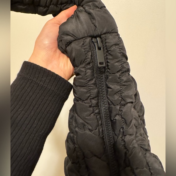 COS Oversized quilted crossbody - preowned - Picture 6 of 8